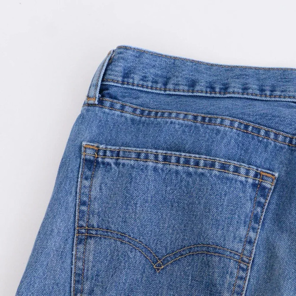 Levis 505 Mid-Wash Straight Leg  Blue Denim Jeans Size 36X30 - Picture 14 of 14